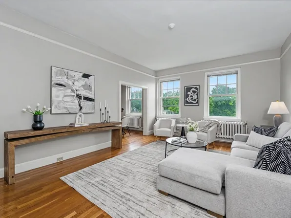 354 N Main St APT 308, Andover, MA 01810