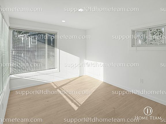 4th image of 9237 36th Ave S
