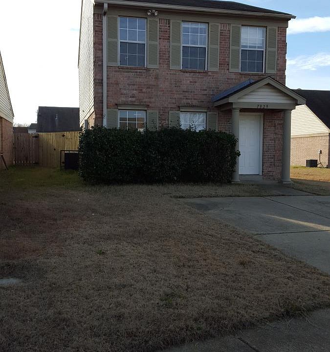 1st image of 7929 Marsha Woods Dr