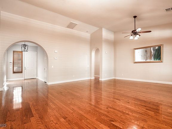 5th image of 8705 Glistening Pond St