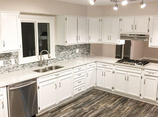 1709 Sharon Rd, Streator, IL 61364