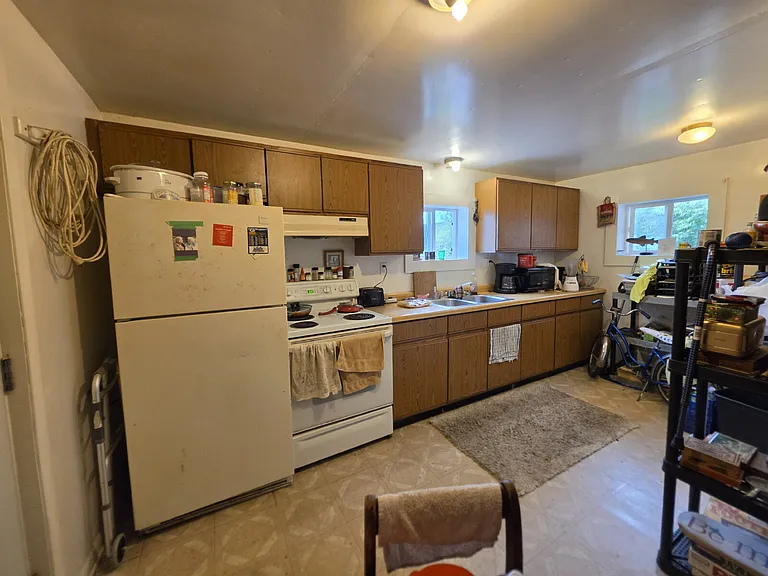 204 Cameron St #1 — Photo 8