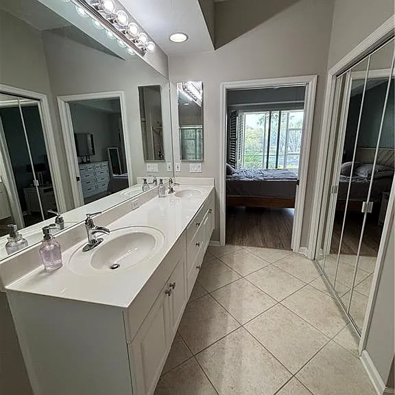 6820 Beach Resort Dr #11 — Photo 30