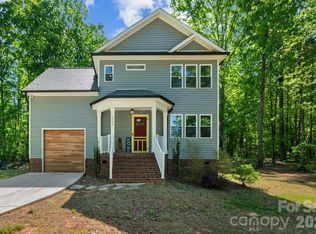3690 Innes Ln, Maiden, NC 28650