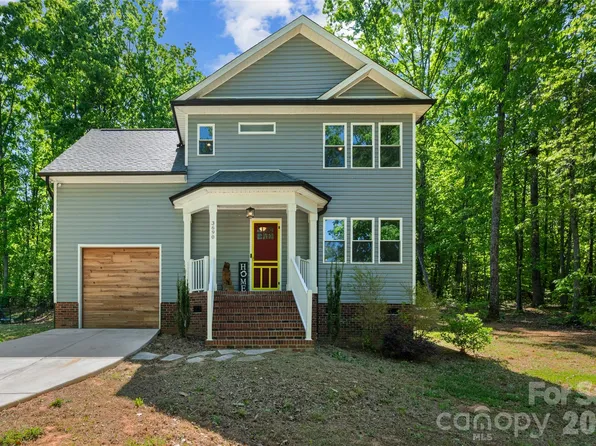 3690 Innes Ln, Maiden, NC 28650
