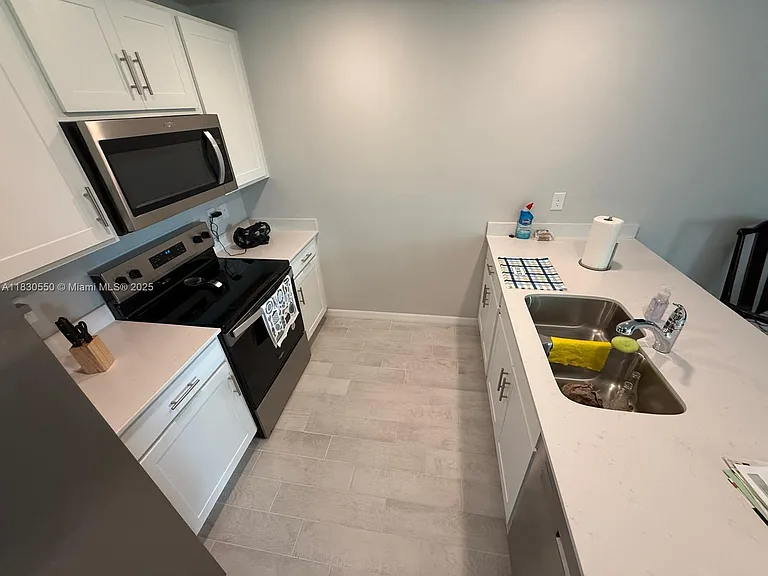 3051 NW Beechwood Cir — Photo 5