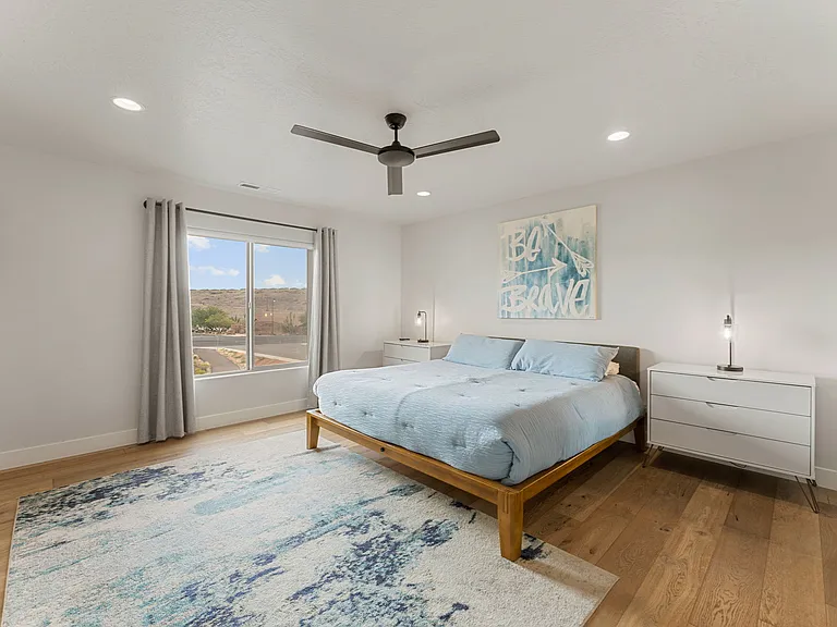 466 N Ventura Ln #47 — Photo 32