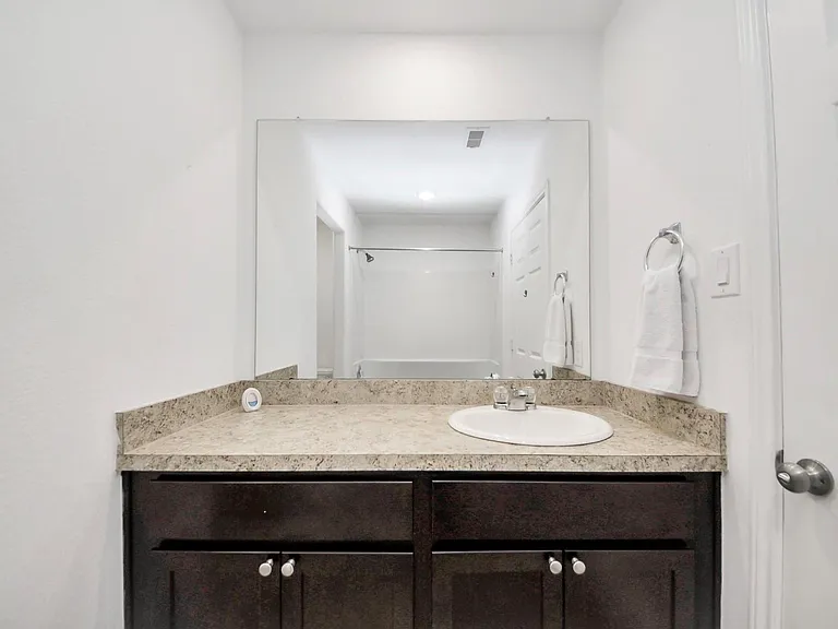 8650 Bar Harbor Dr — Photo 15