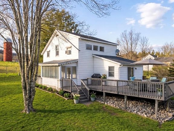 2nd image of 542 Mitchell Hollow Road