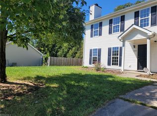 4304 Greycrest Dr, Greensboro, NC 27406