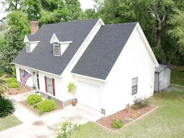 922 Pineview Cir SW, Live Oak, FL 32064