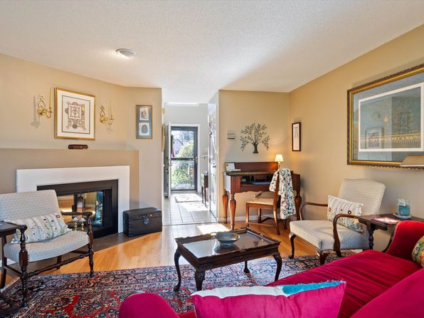 15 Quarry Circle Drive, Milford, NH 03055
