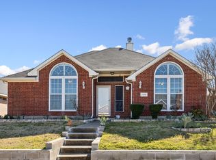 7109 Mazy Ln, Rowlett, TX 75089