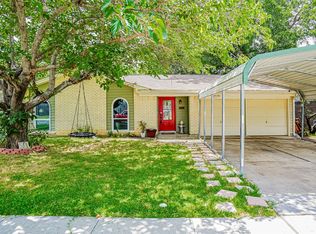 6016 Whispering Ln, Watauga, TX 76148