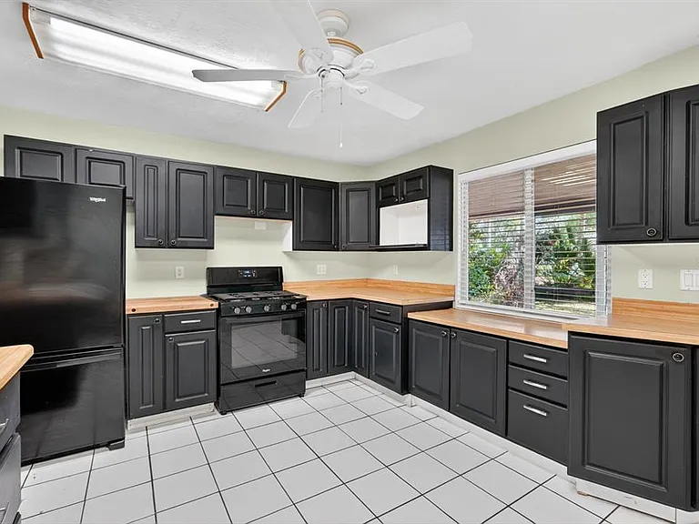 12 Dawson Dr — Photo 14