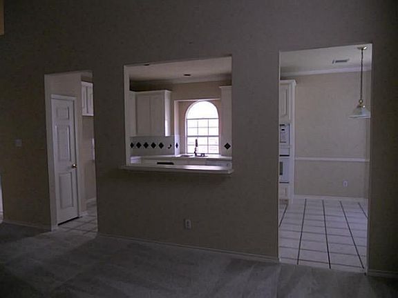4th image of 7725 Creek Meadows Dr