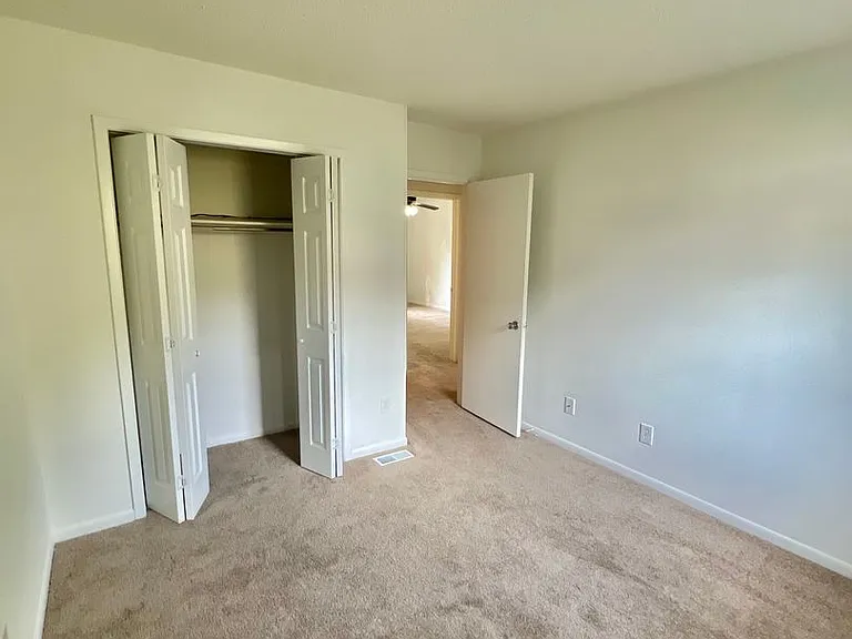 3276 Heathstead Pl — Photo 15