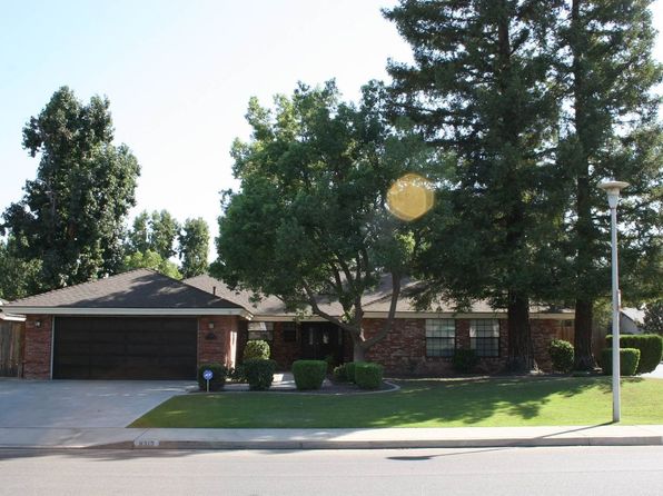 9313 Laurel Oak Way