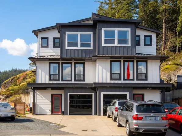 2168 Mountain Heights Dr, Sooke, BC V9Z 1M4