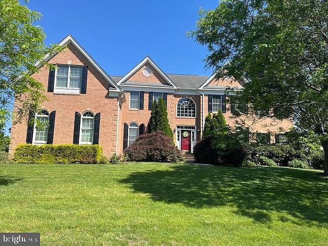 1st image of 23370 Kerrisdale Way