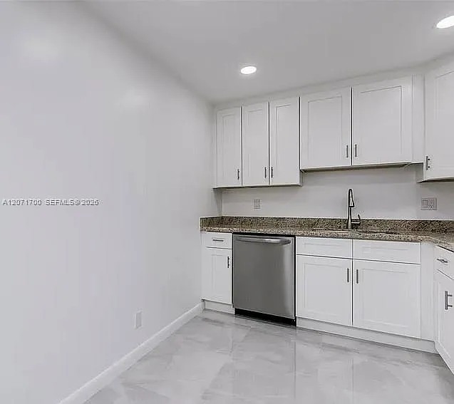 Olympus Condo Phase — Photo 2