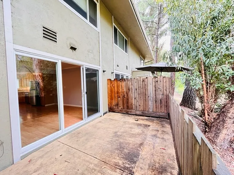 394 Ilo Ln #703 — Photo 15