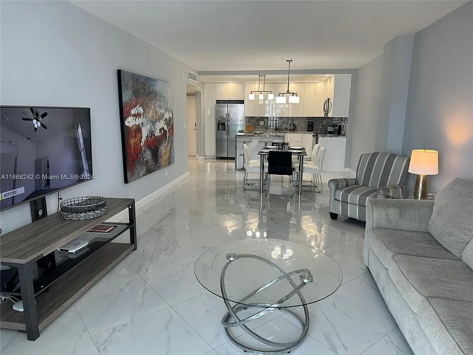 19370 Collins Ave #1208