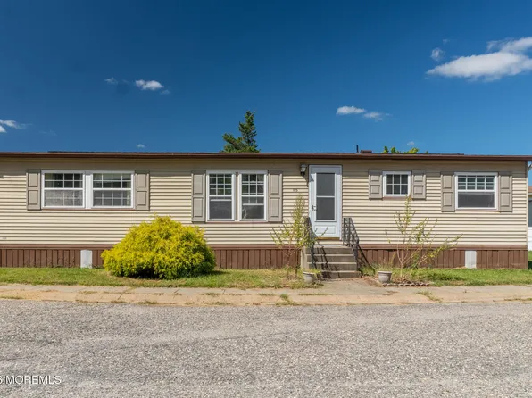 115 Douglas Drive, Jackson, NJ 08527