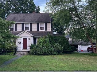18 Manor Pl, Kingston, NY