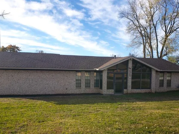 411 Warren St, Holdenville, OK 74848
