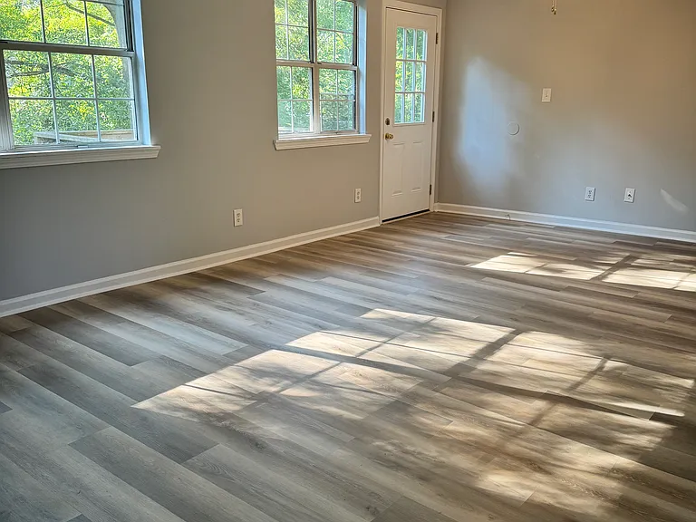 1005 Hill St SE #B — Photo 7