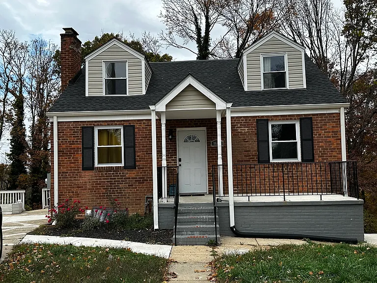 1604 Woodhill Ct — Photo 1