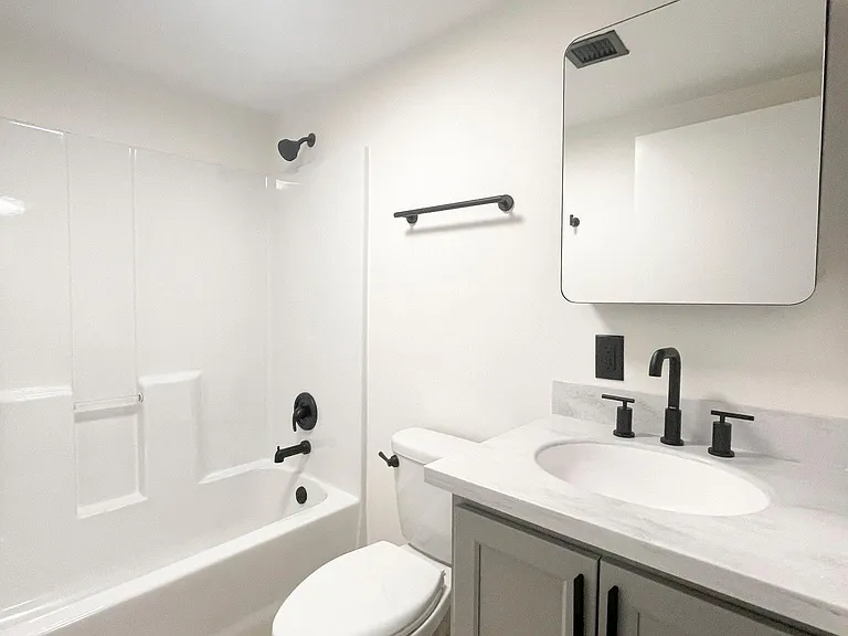 Boulevard Suites — Photo 8