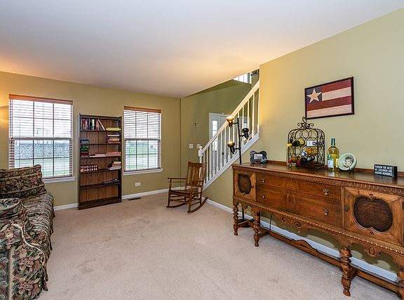 4th image of 3805 Phillip Dr