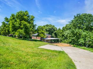 1312 Cheshire Dr, Nashville, TN 37207