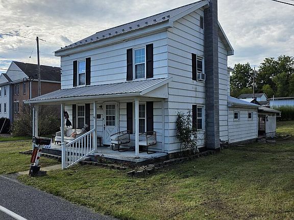 3rd image of 21280 Church St