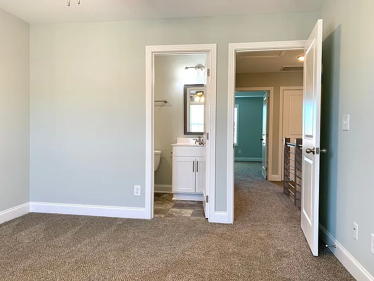 915 Sinclair Dr — Photo 54