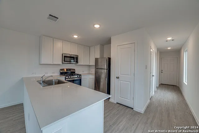 3704 Millbrook Way — Photo 6