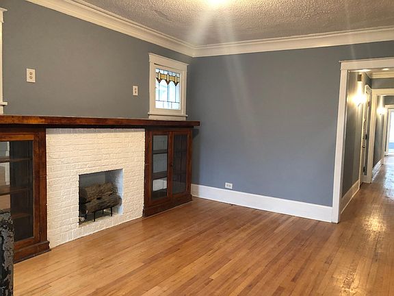 5th image of 4245 N Ashland Ave APT 3