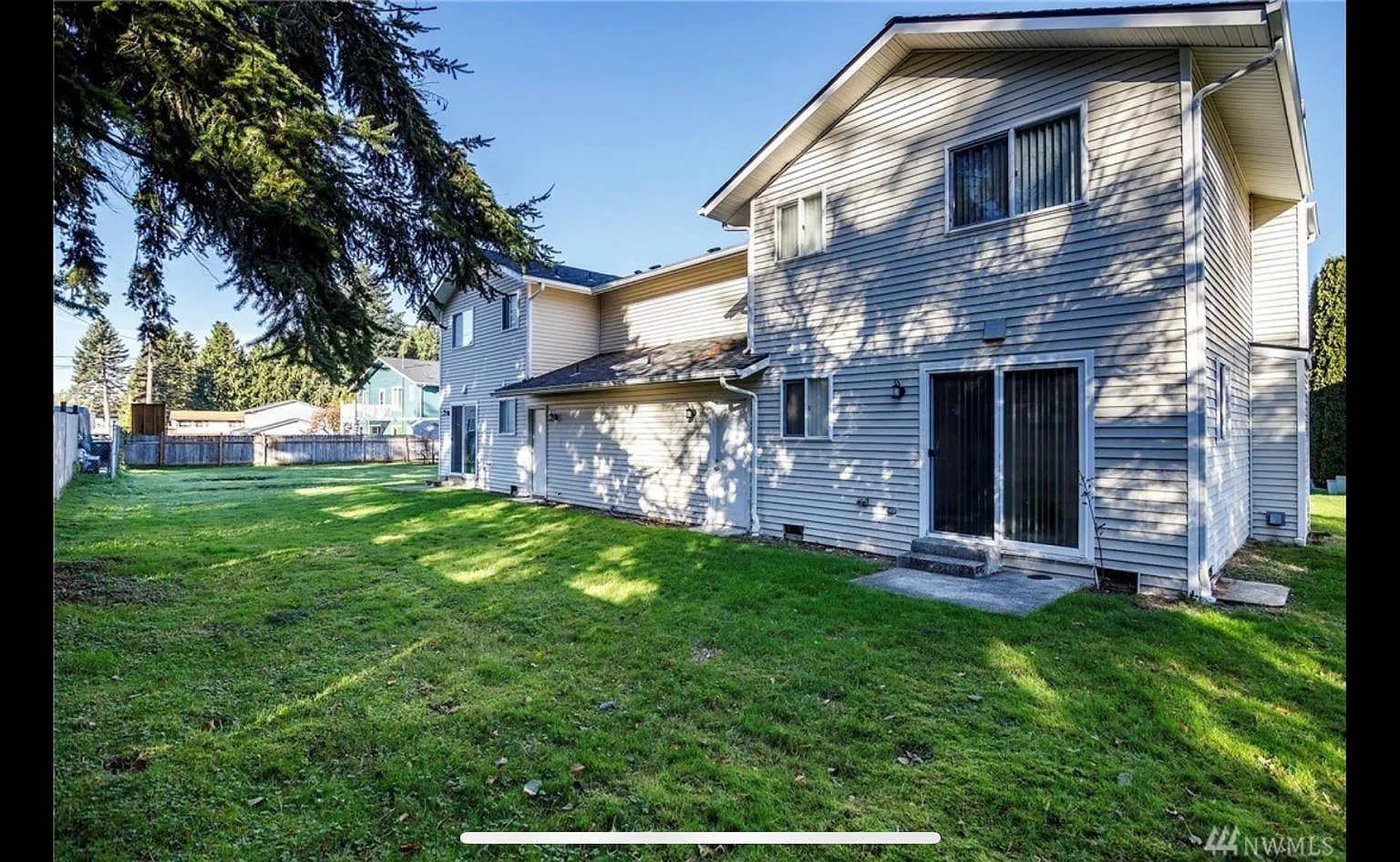 614 58th Pl SE — Photo 3