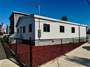 85 Jones Rd, Revere, MA 02151