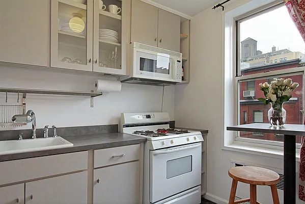 Sold by Corcoran | media 20