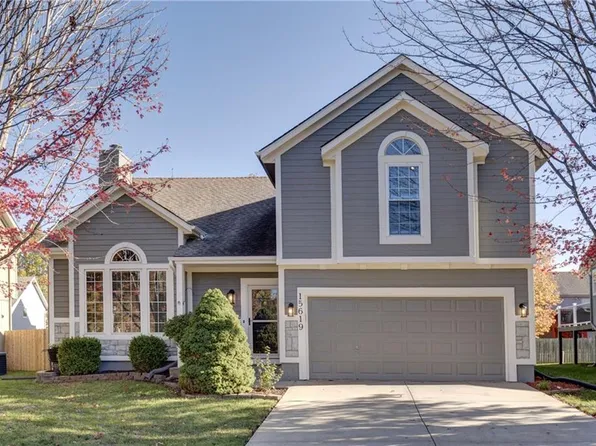 15619 Conser St, Overland Park, KS 66223