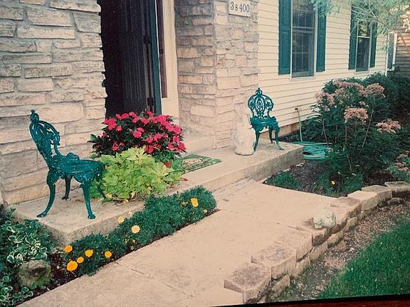 2nd image of 3S400 Haylett Ave
