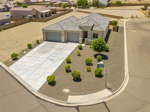 5715 S Cypress Avenue, Fort Mohave, AZ 86426