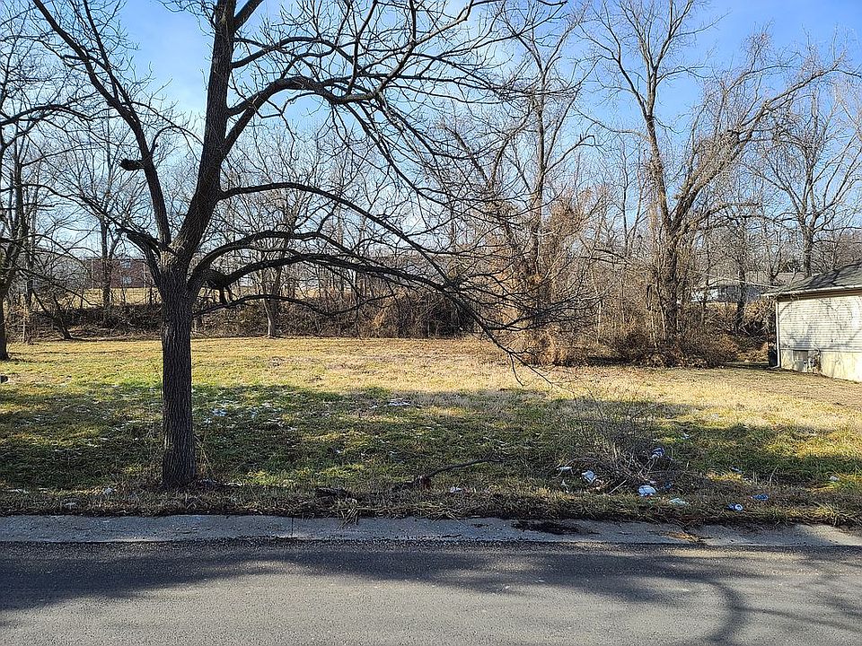 2nd image of 1324 N 63rd Ter