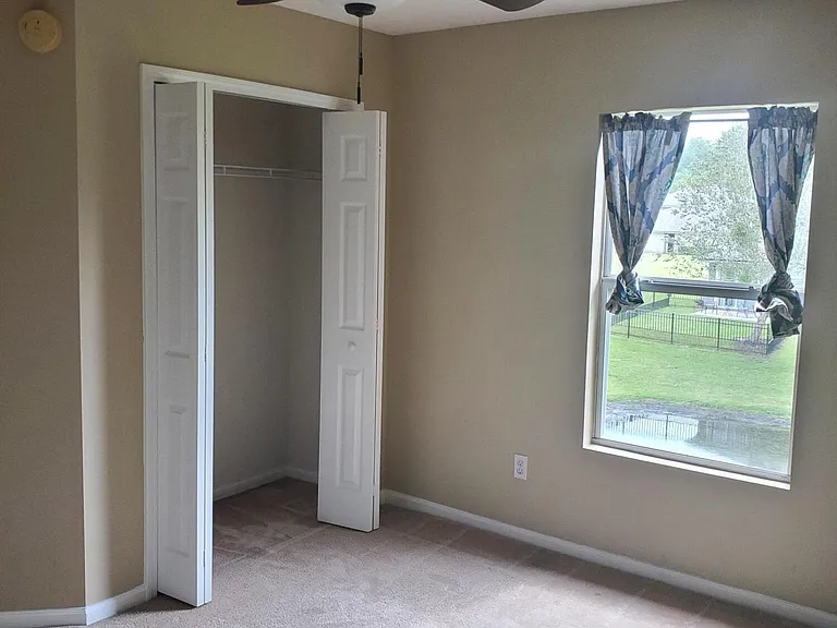 1625 Vineland Cir #B — Photo 24