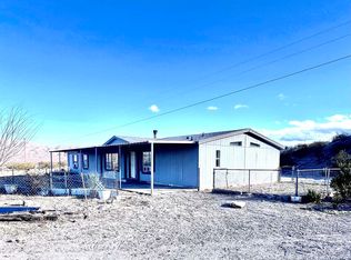 24 Vaquero Rd, Williamsburg, NM 87942