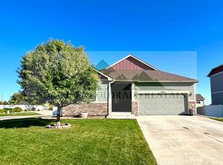 7525 21st St, Greeley, CO 80634