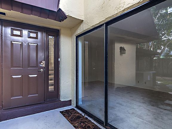 2nd image of 3534 Gardens East Dr APT B